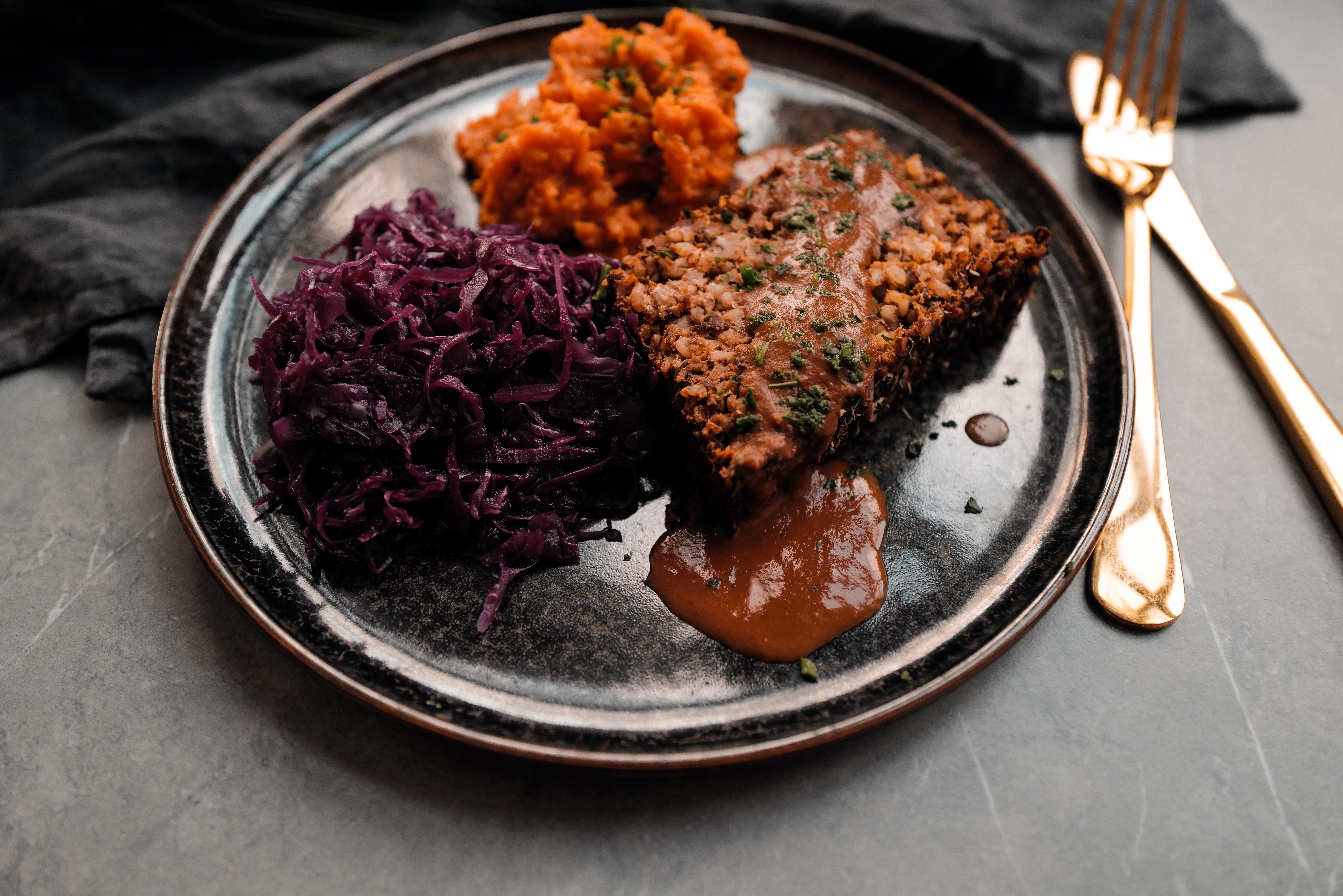 basischer Weihnachtsbraten: Maronen-Nussbraten