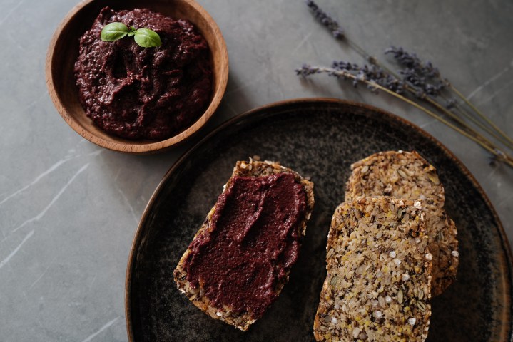 Oliven: Wertvolle Polyphenole und Bitterstoffe + Olivenpaste Rezept